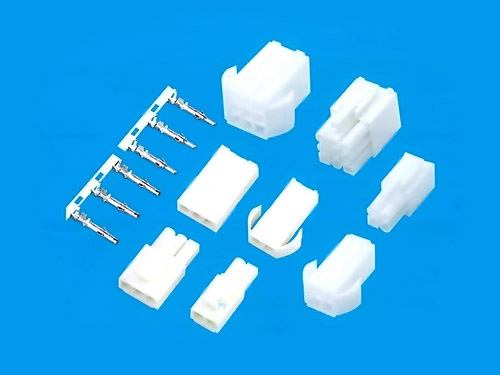 4.5卡板对接双排连接器
